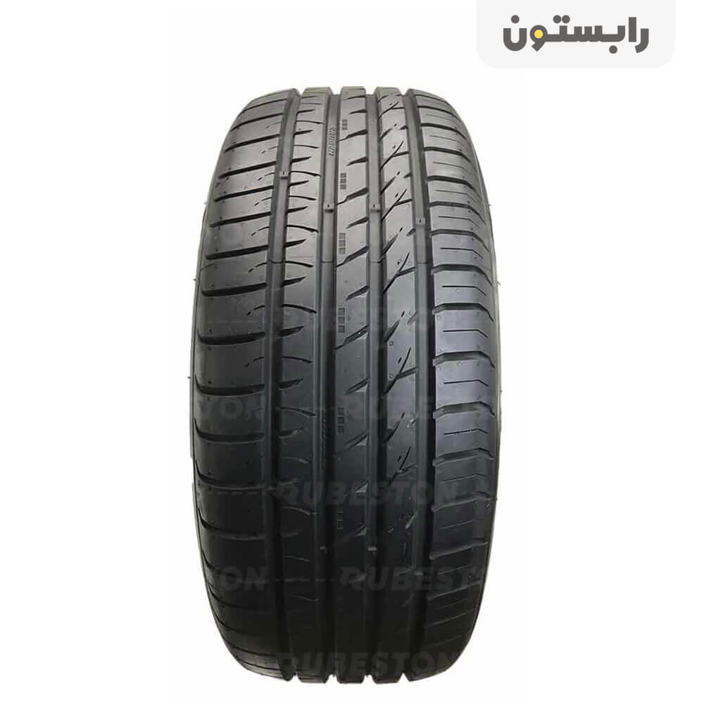 لاستیک کومهو - سایز 235/50R18 - مدل HP91