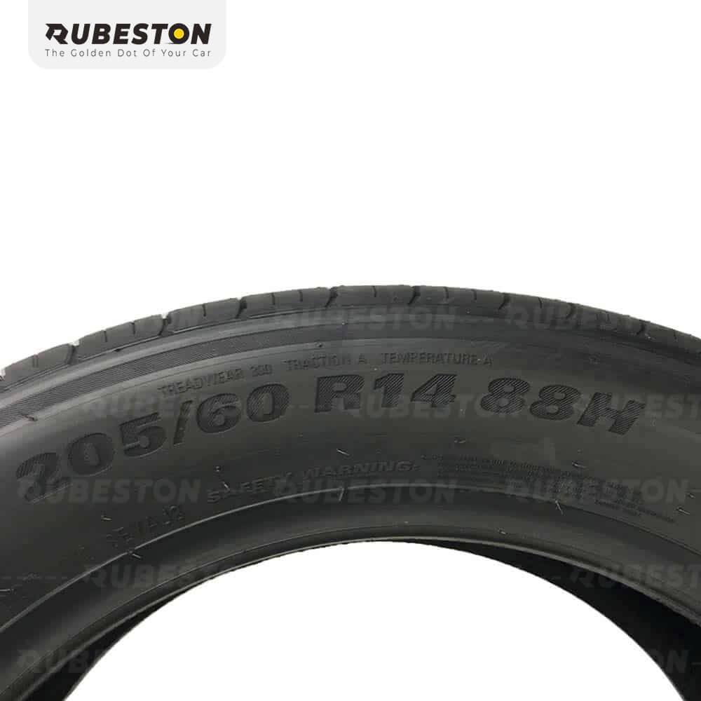 لاستیک کومهو - سایز 205/60R14 - مدل HS11